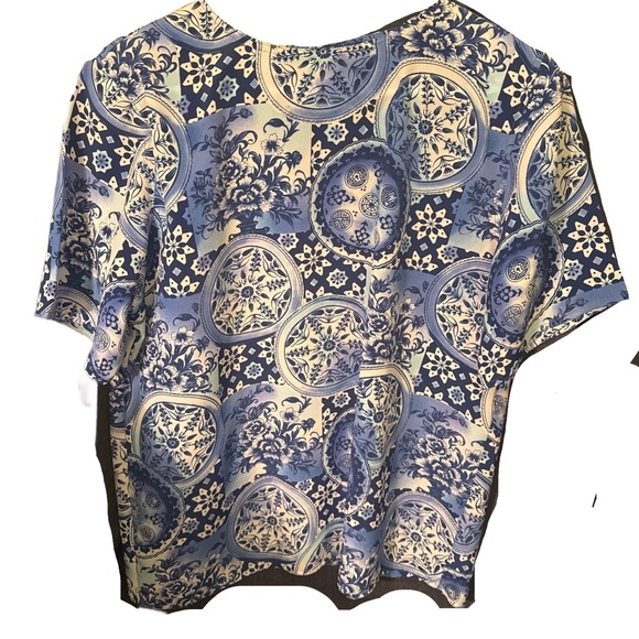 Floral vintage 80s Blue and Cream Skirt - Picture 2 of 10